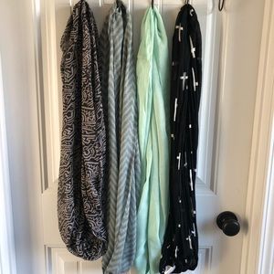 LOT OF 4 LIGHTWEIGHT INFINITY SCARVES